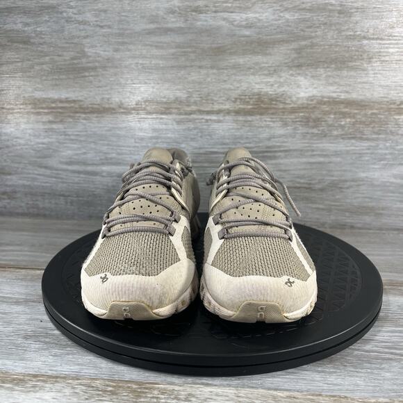 On Running Women’s Cloud 5 Running Athletic Shoes Size 6.5 - Picture 2 of 10